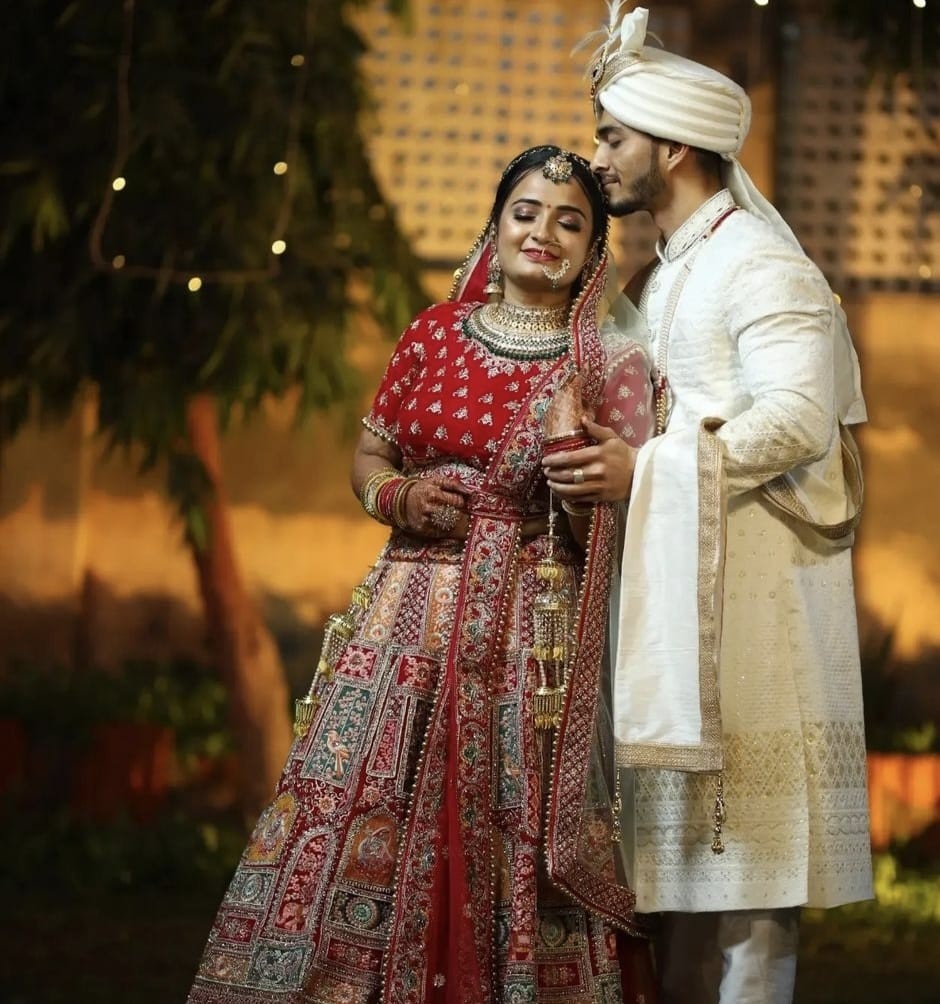 My name is Vijay &  meri shadi 16 march ko Bhawanatri  ji ke sath hui hai or ham dono ki Shadi perfect jeevansathii company ne karwai hai main jeevansathii company Thankyou